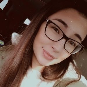 Meet your Posher, Cori